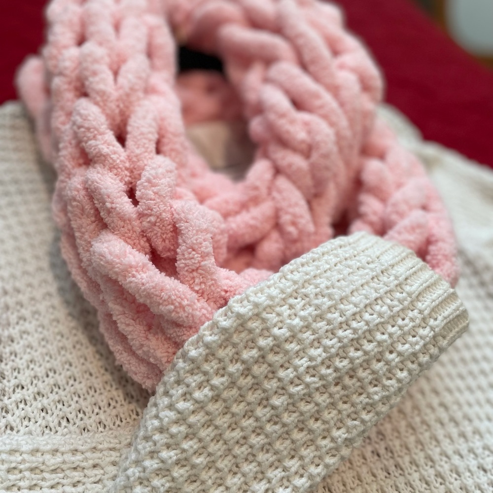 Soft Pink Chunky Infinity Scarf
